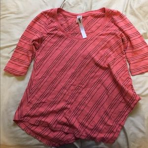 quarter sleeved pink shirt